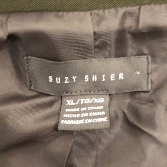 Women’s Dress Blazer - Picture 2 of 4